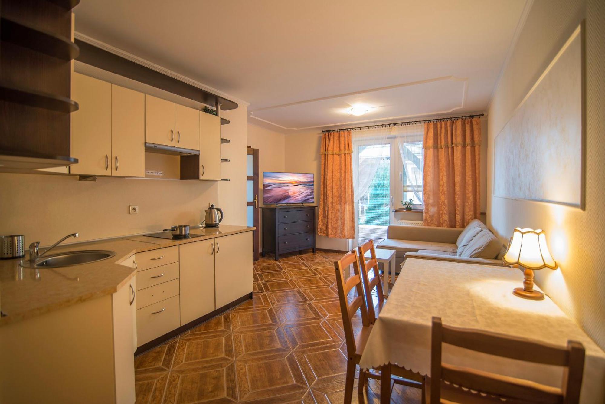 Pionow Rodzinne Apartamenty Urocza 10 Krynica Morska Esterno foto