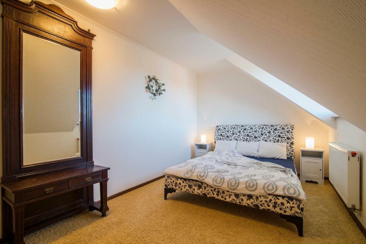 Pionow Rodzinne Apartamenty Urocza 10 Krynica Morska Esterno foto