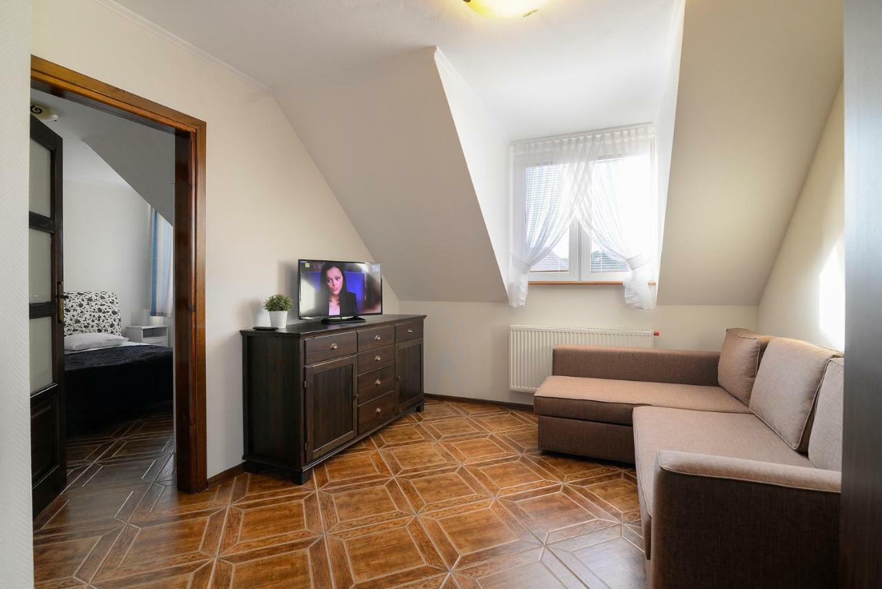 Pionow Rodzinne Apartamenty Urocza 10 Krynica Morska Esterno foto