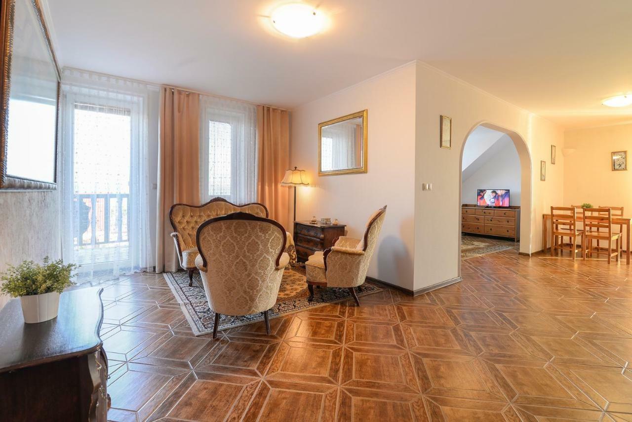 Pionow Rodzinne Apartamenty Urocza 10 Krynica Morska Esterno foto