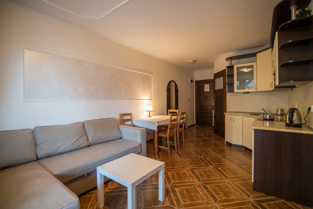 Pionow Rodzinne Apartamenty Urocza 10 Krynica Morska Esterno foto