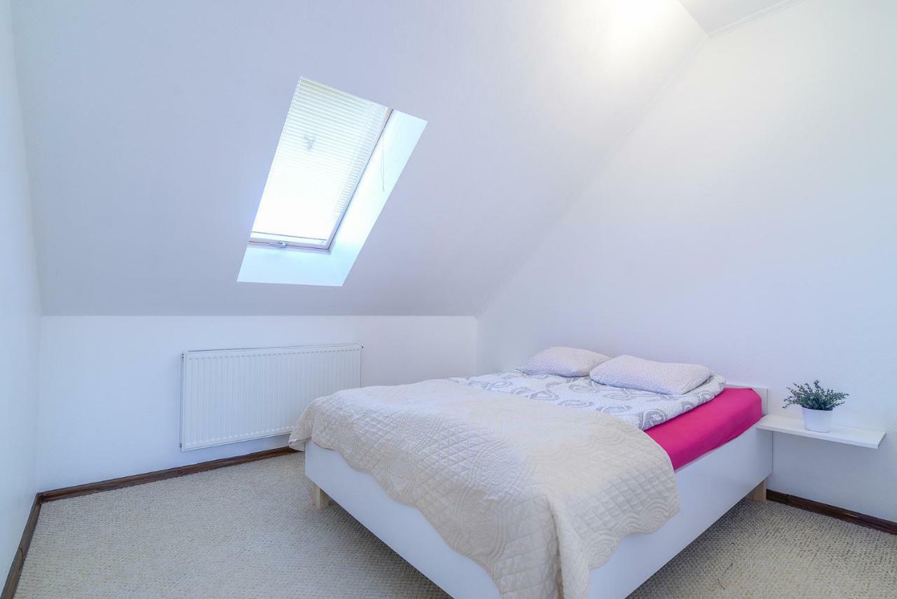 Pionow Rodzinne Apartamenty Urocza 10 Krynica Morska Esterno foto