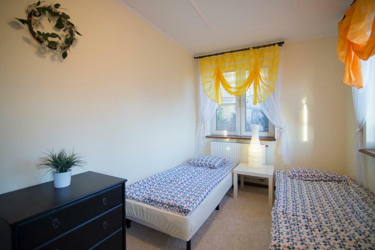 Pionow Rodzinne Apartamenty Urocza 10 Krynica Morska Esterno foto